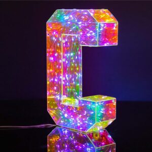 Lettera C Luminosa LED i-Total – Carattere e Stile in Ogni Spazio