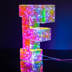 Lettera F Luminosa LED i-Total – Carattere e Stile in Ogni Spazio