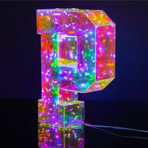 Lettera P Luminosa LED i-Total – Carattere e Stile in Ogni Spazio